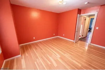 924 Grove St, Irvington, NJ 07111 - Photo 3