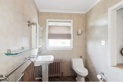 424 Saint Marks Ave, Westfield, NJ 07090 - Photo 17