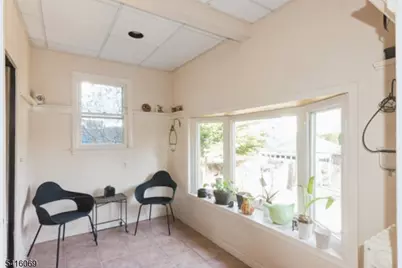 424 Saint Marks Ave, Westfield, NJ 07090 - Photo 9