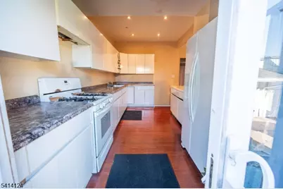 269 Silzer St, Perth Amboy, NJ 08861 - Photo 5