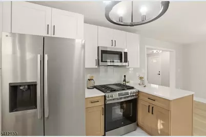 72 Lindsley Ave, Newark, NJ 07106 - Photo 13