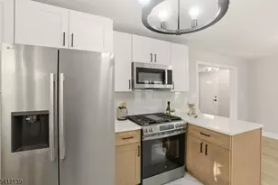 72 Lindsley Ave, Newark, NJ 07106 - Photo 13