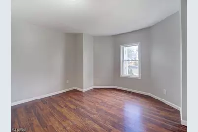 198 N 17th St #2, East Orange, NJ 07017 - Photo 5