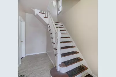 198 N 17th St #2, East Orange, NJ 07017 - Photo 3