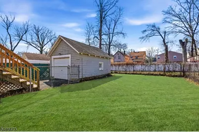 204 Pine St, Roselle, NJ 07203 - Photo 31