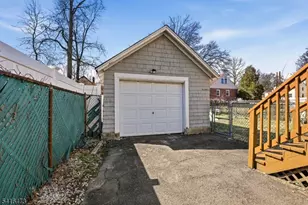 204 Pine St, Roselle, NJ 07203 - Photo 27