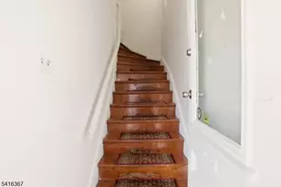 295 Old Bergen Rd, Jersey City, NJ 07305 - Photo 25