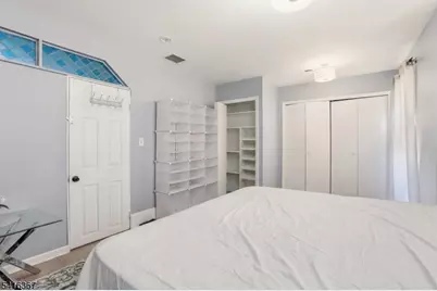 295 Old Bergen Rd, Jersey City, NJ 07305 - Photo 17