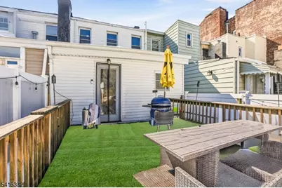 138 Broadway, Jersey City, NJ 07306 - Photo 25