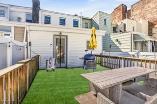 138 Broadway, Jersey City, NJ 07306 - Photo 25