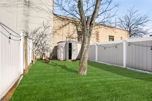 138 Broadway, Jersey City, NJ 07306 - Photo 29