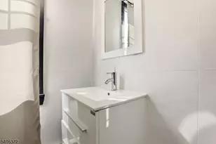 138 Broadway, Jersey City, NJ 07306 - Photo 23