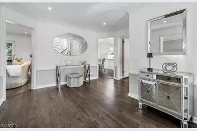 1 Morningside Dr, Livingston, NJ 07039 - Photo 7