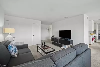 218 Indian Hollow Ct #218, Mahwah, NJ 07430 - Photo 11