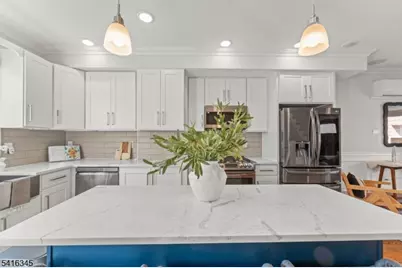 5A W 19th St, Weehawken, NJ 07086 - Photo 11