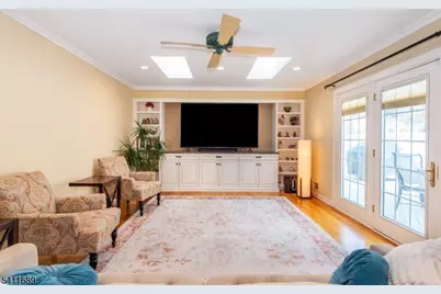 1 Milton Ave, Summit, NJ 07901 - Photo 11