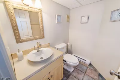 1 Milton Ave, Summit, NJ 07901 - Photo 23