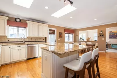 1 Milton Ave, Summit, NJ 07901 - Photo 5