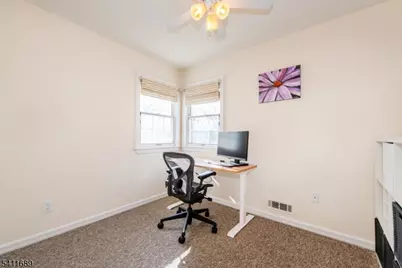 1 Milton Ave, Summit, NJ 07901 - Photo 17