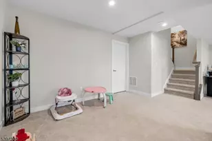 16 Esposito Ln, Roxbury Township, NJ 07850 - Photo 35