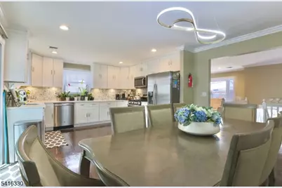 362 Washington St, Rahway, NJ 07065 - Photo 5