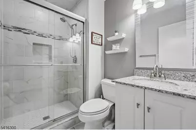 130 Kingsberry Dr, Franklin Township, NJ 08873 - Photo 21