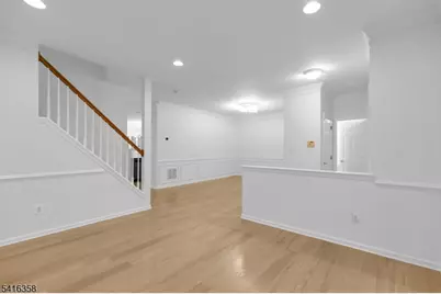 7 Patriot Hill Dr, Bernards Township, NJ 07920 - Photo 9