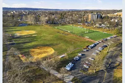 1412 E 2nd St, Plainfield, NJ 07062 - Photo 27