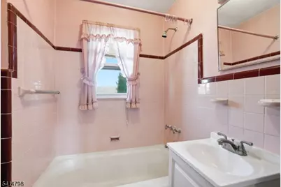 1412 E 2nd St, Plainfield, NJ 07062 - Photo 15