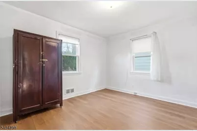 1412 E 2nd St, Plainfield, NJ 07062 - Photo 9