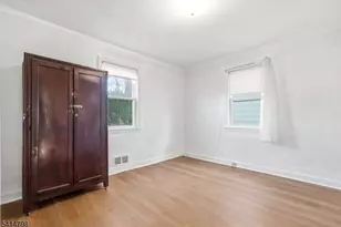 1412 E 2nd St, Plainfield, NJ 07062 - Photo 9