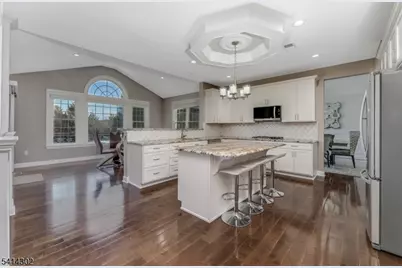 2 Elm Dr, Clinton Township, NJ 08809 - Photo 5