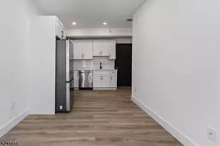 189 Dayton Ave, Passaic, NJ 07055 - Photo 3