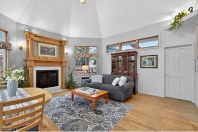 17 Richmond Ave, Cranford Township, NJ 07016 - Photo 5