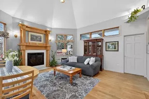 17 Richmond Ave, Cranford Township, NJ 07016 - Photo 5