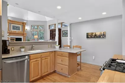 17 Richmond Ave, Cranford Township, NJ 07016 - Photo 11