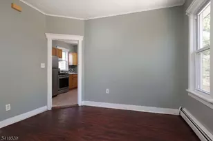 403 E 9th Ave, Roselle, NJ 07203 - Photo 9