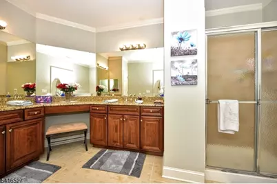 5208 Veterans Dr, Rockaway Township, NJ 07885 - Photo 15