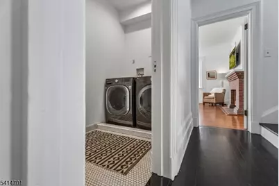 9 Osborne Ter, Maplewood, NJ 07040 - Photo 23