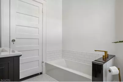 9 Osborne Ter, Maplewood, NJ 07040 - Photo 21