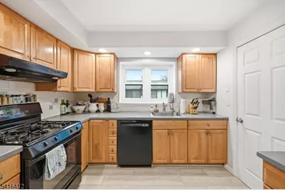 2H Heritage Dr #H, Chatham Township, NJ 07928 - Photo 19