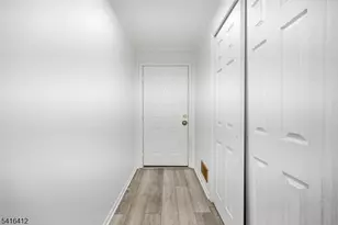 2H Heritage Dr, Chatham Township, NJ 07928 - Photo 7