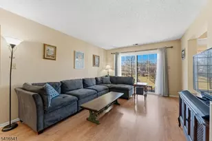 639 Magnolia Ln, Branchburg Township, NJ 08876 - Photo 11