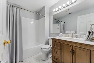 639 Magnolia Ln, Branchburg Township, NJ 08876 - Photo 13