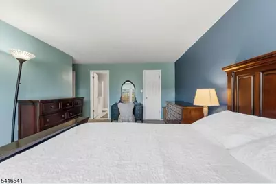 639 Magnolia Ln, Branchburg Township, NJ 08876 - Photo 17