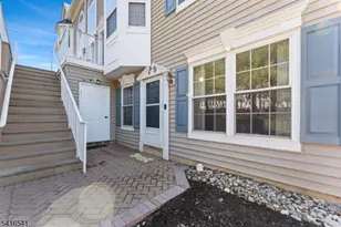 639 Magnolia Ln, Branchburg Township, NJ 08876 - Photo 21