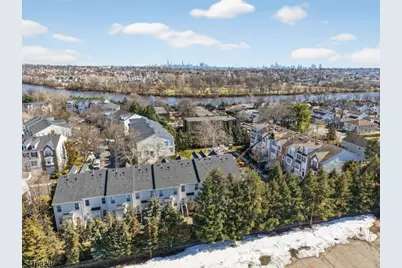 215 Barringer Dr, Nutley, NJ 07110 - Photo 25