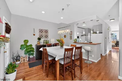 215 Barringer Dr, Nutley, NJ 07110 - Photo 11