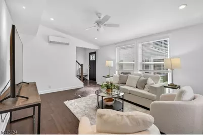 46 Elmwood Pl, Millburn, NJ 07078 - Photo 9