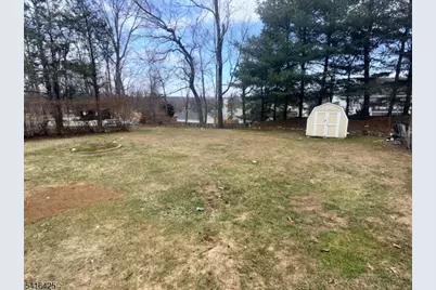 9 Edison Rd, Jefferson Township, NJ 07849 - Photo 11